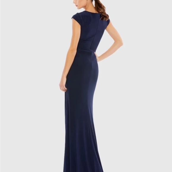 Mac Duggal 26504 NWT V-NECK RUCHED JERSEY GOWN - Picture 2 of 10